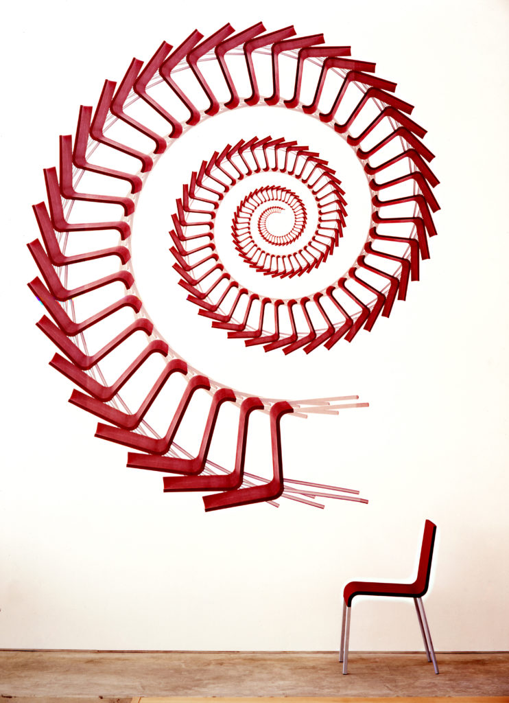 Vitra Retail — 2x4